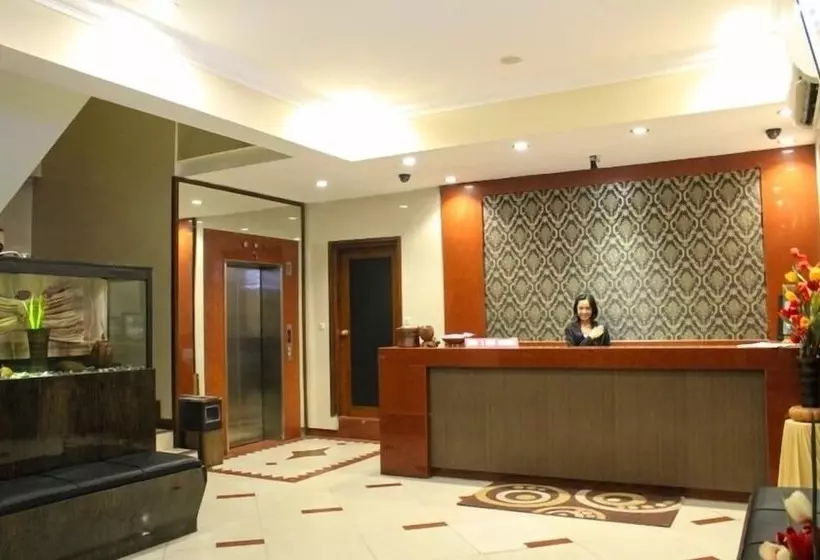 استراحتگاه Grand Malioboro