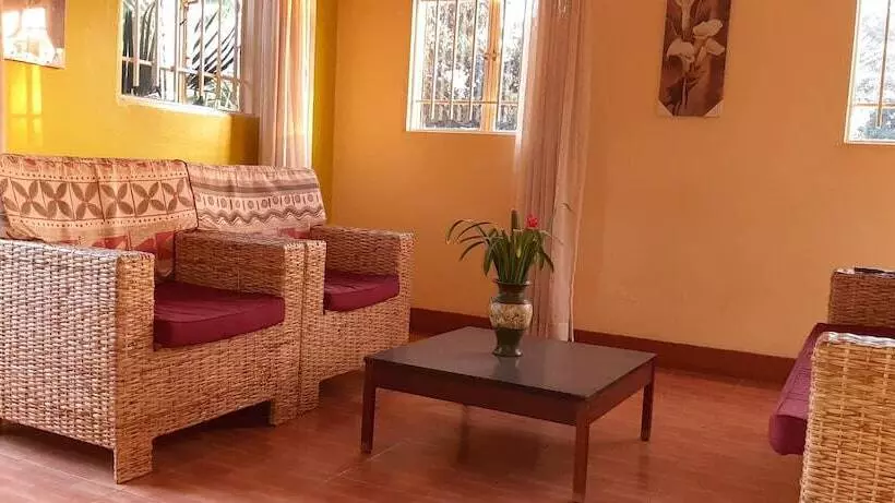 هتل Northroad Governor Villas