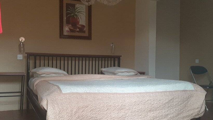 هتل Northroad Governor Villas