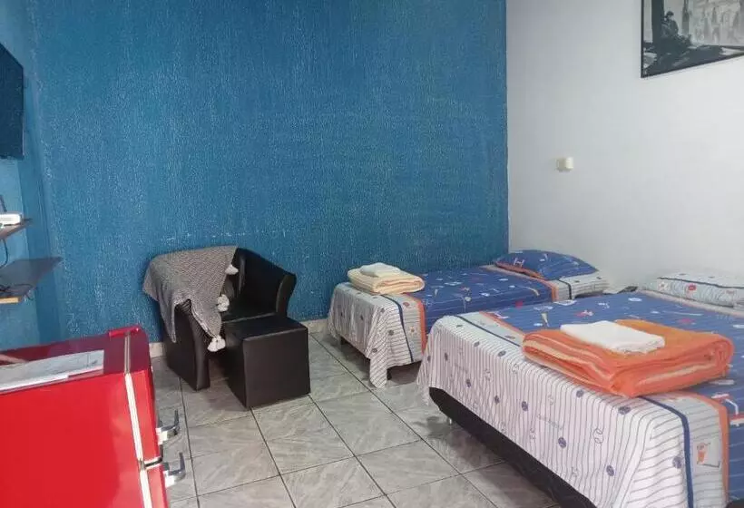 هتل کپسول El Viajero Hostel & Suítes 10