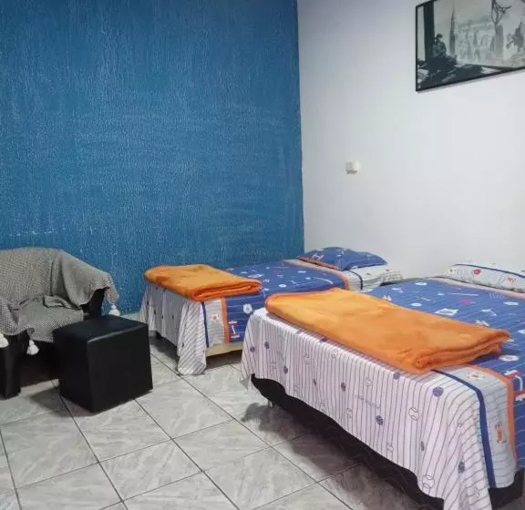 هتل کپسول El Viajero Hostel & Suítes 10