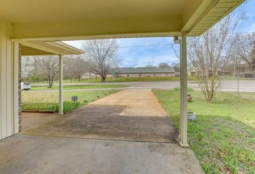 Cozy Family Retreat ~ 10 Mi To Downtown Birmingham