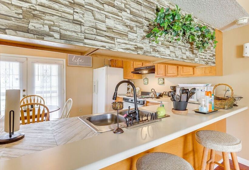 Cozy Family Retreat ~ 10 Mi To Downtown Birmingham