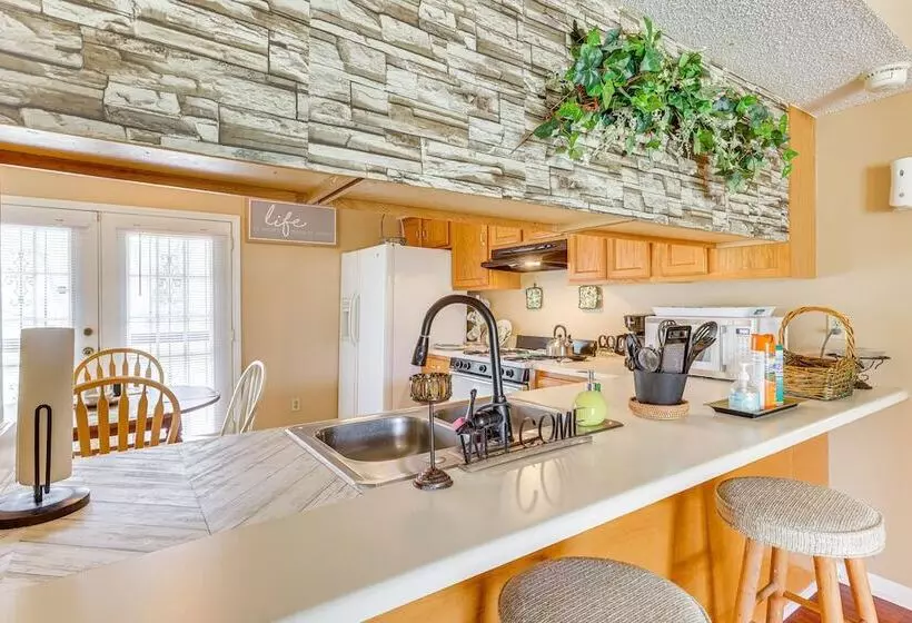 Cozy Family Retreat ~ 10 Mi To Downtown Birmingham