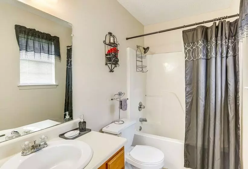 Cozy Family Retreat ~ 10 Mi To Downtown Birmingham