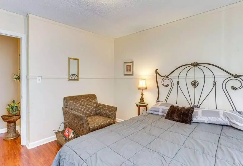 Cozy Family Retreat ~ 10 Mi To Downtown Birmingham