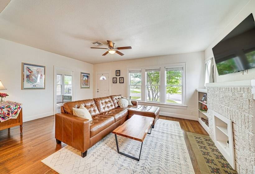 Cozy San Antonio Home W/ Grill ~ 5 Mi To Downtown!