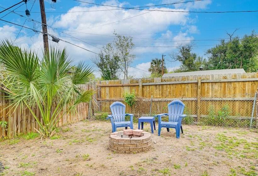 Cozy San Antonio Home W/ Grill ~ 5 Mi To Downtown!