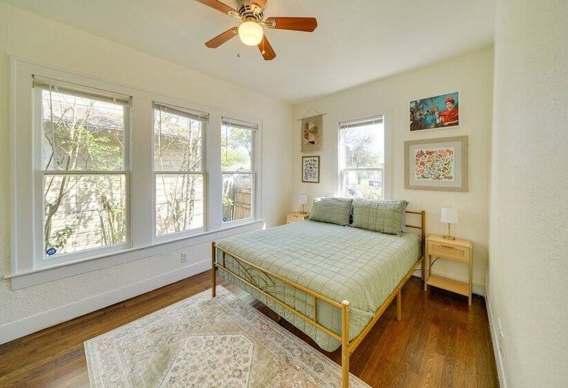 Cozy San Antonio Home W/ Grill ~ 5 Mi To Downtown!
