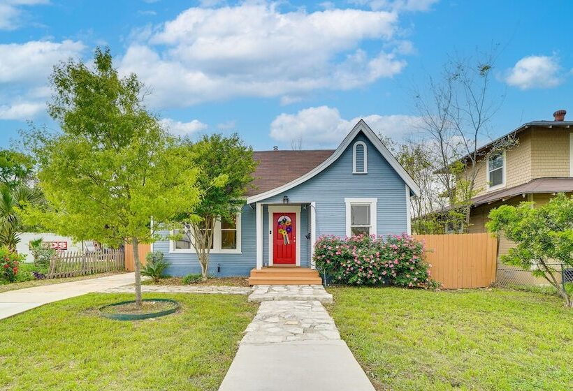 Cozy San Antonio Home W/ Grill ~ 5 Mi To Downtown!