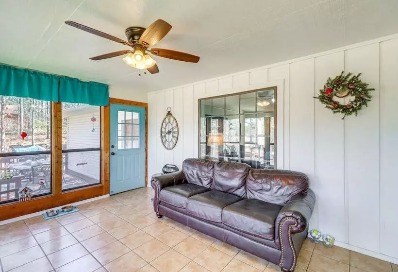 Charming Fairfield Bay Home On Golf Course