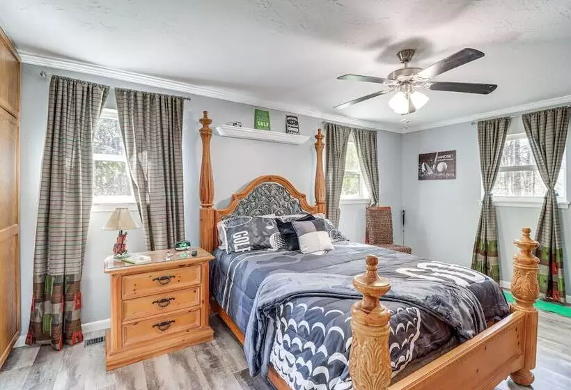 Charming Fairfield Bay Home On Golf Course