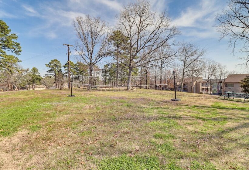 Charming Fairfield Bay Home On Golf Course