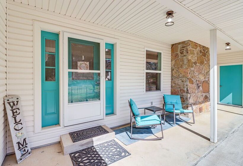 Charming Fairfield Bay Home On Golf Course