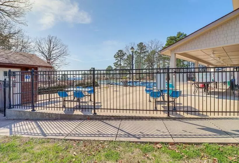 Charming Fairfield Bay Home On Golf Course