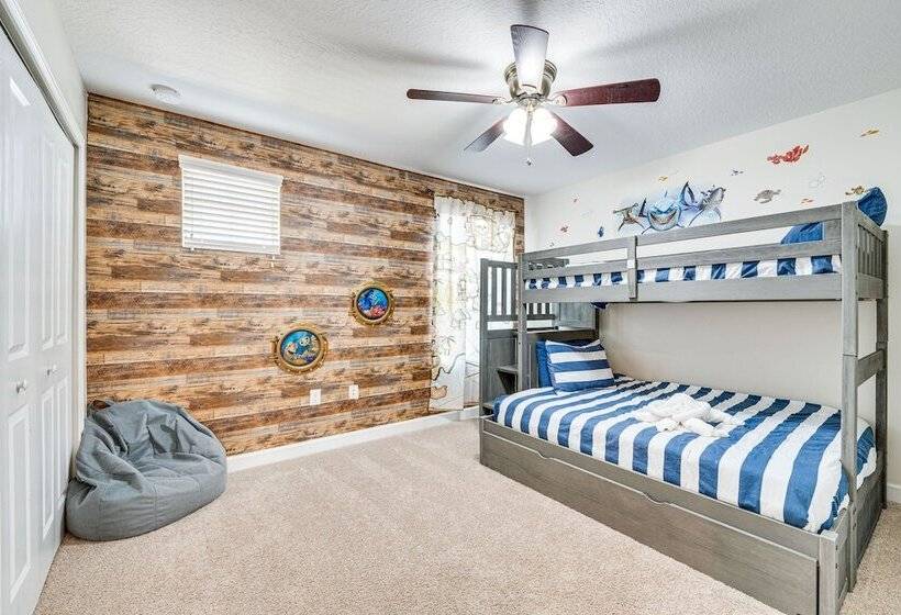 Family Home W/ Game Room: 12 Mi To Disney!