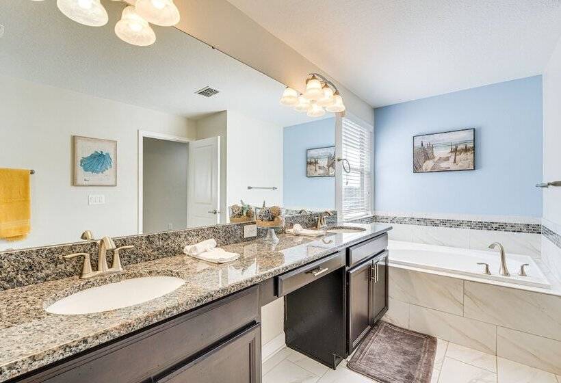 Family Home W/ Game Room: 12 Mi To Disney!