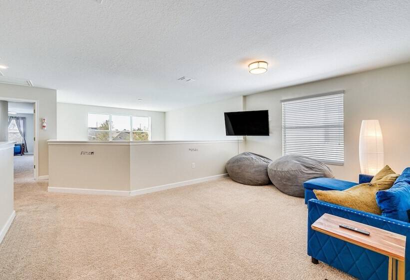 Family Home W/ Game Room: 12 Mi To Disney!