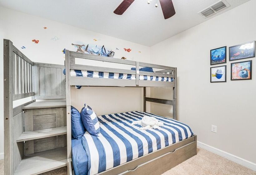 Family Home W/ Game Room: 12 Mi To Disney!