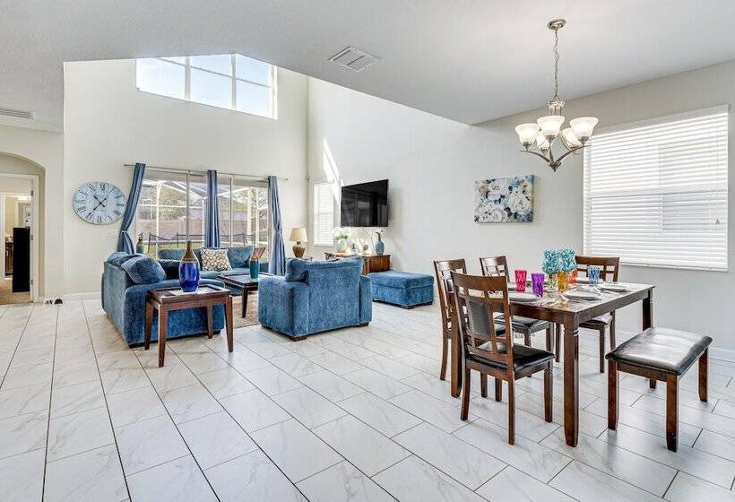 Family Home W/ Game Room: 12 Mi To Disney!