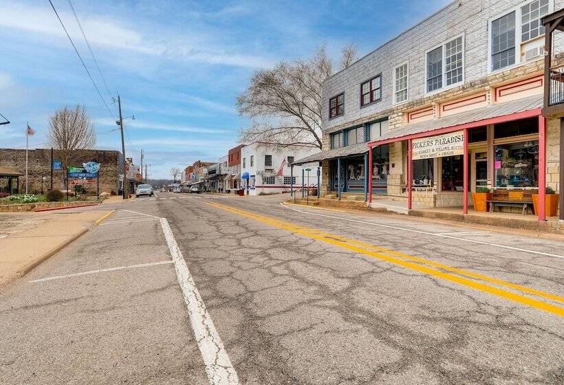 Historic Hardy Home W/ Game Room On Main Street