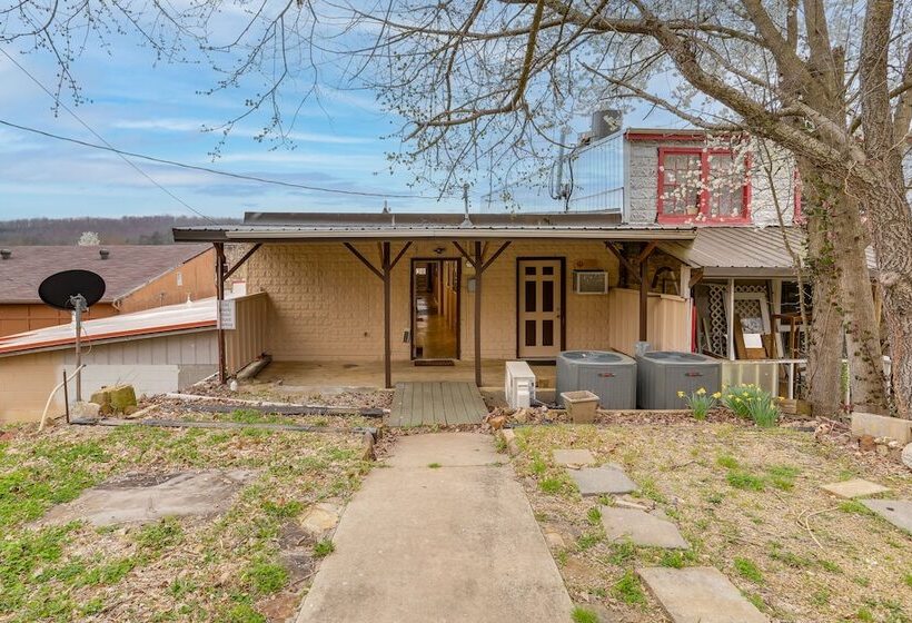 Historic Hardy Home W/ Game Room On Main Street