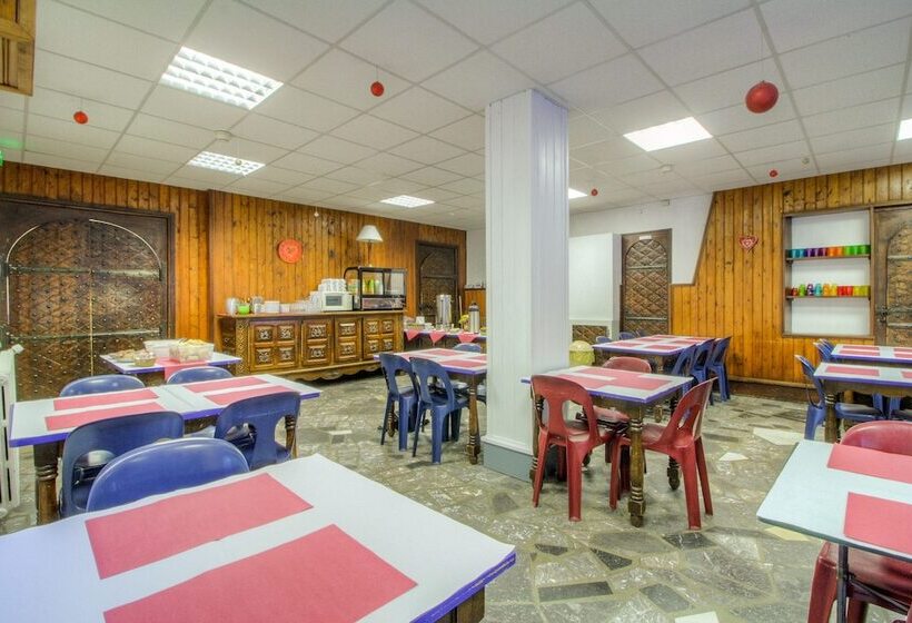 Хостел Les Cimes