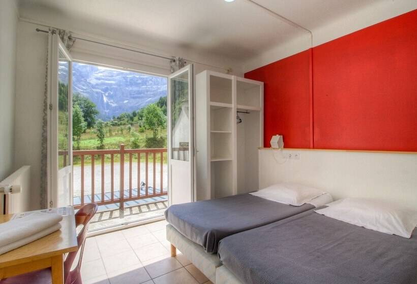 Хостел Les Cimes