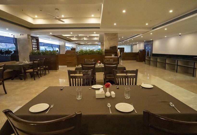 هتل Ananth The Grand