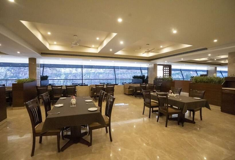 هتل Ananth The Grand