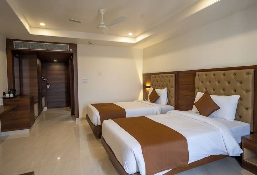 هتل Ananth The Grand