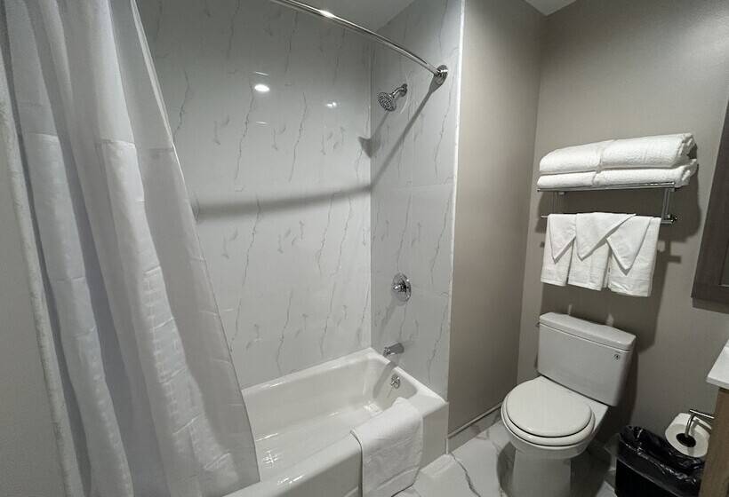 酒店 Days Inn By Wyndham Staten Island