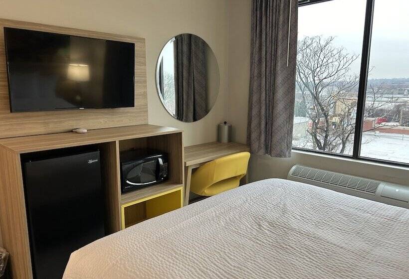 酒店 Days Inn By Wyndham Staten Island