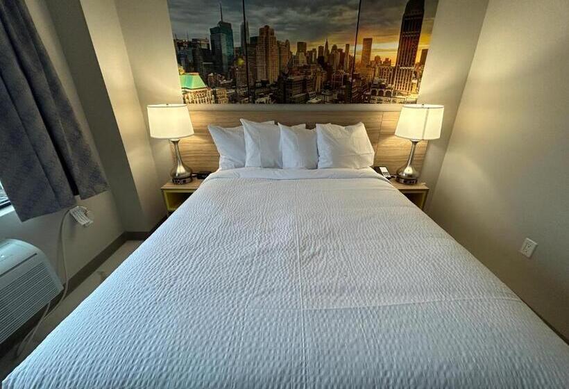 酒店 Days Inn By Wyndham Staten Island