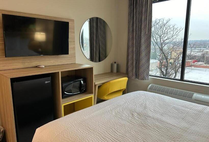 酒店 Days Inn By Wyndham Staten Island