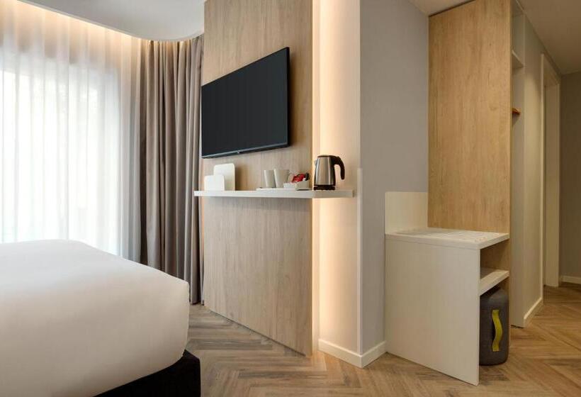 هتل Holiday Inn Express Evora, An Ihg