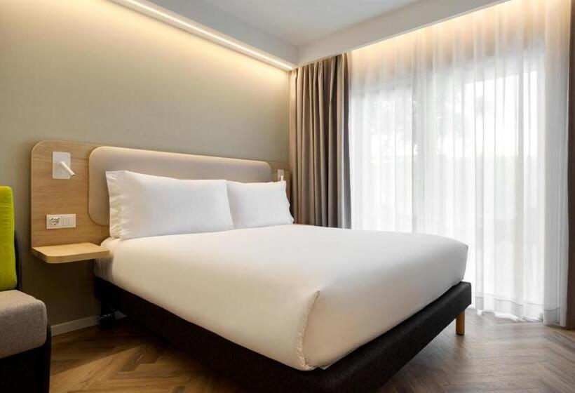 هتل Holiday Inn Express Evora, An Ihg