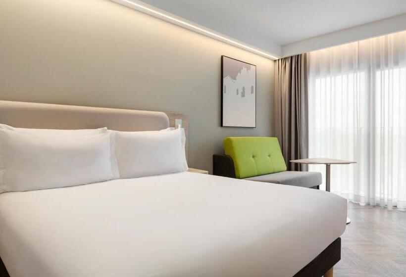 هتل Holiday Inn Express Evora, An Ihg