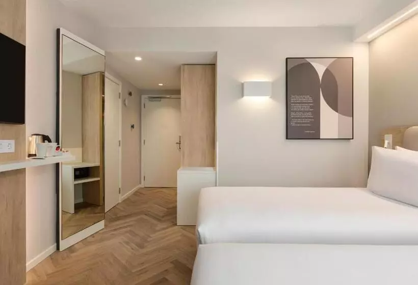 هتل Holiday Inn Express Evora, An Ihg