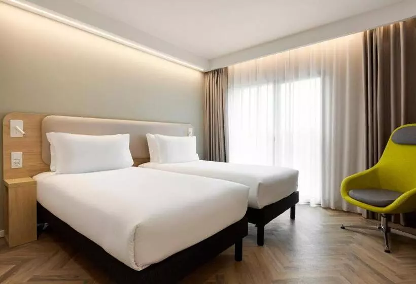 هتل Holiday Inn Express Evora, An Ihg