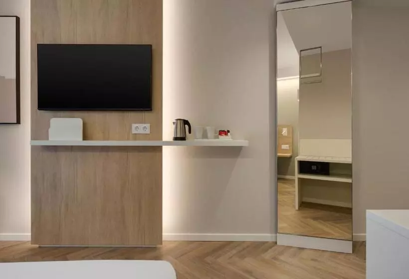 هتل Holiday Inn Express Evora, An Ihg