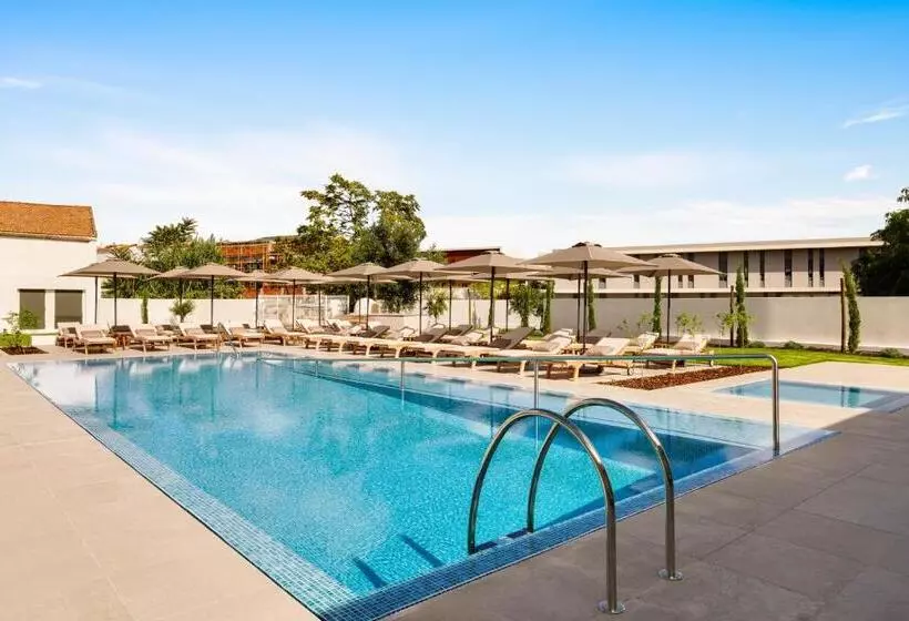 هتل Holiday Inn Express Evora, An Ihg