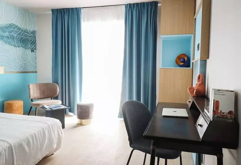 Hotelli Hôtel Best Of Both   Divonne Les Bains