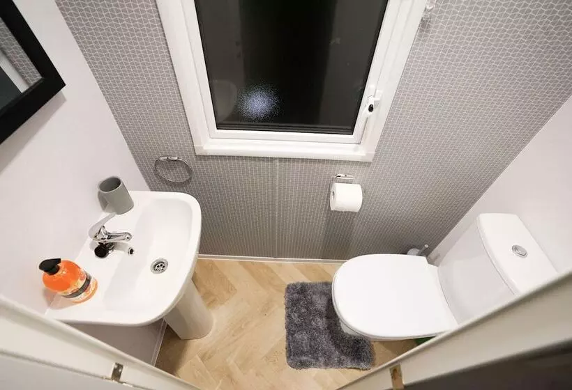 ホテル Inviting 3 Bed Lodge In Preston Hot Tub