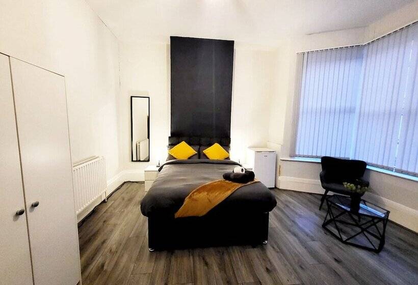 Hotell Stay Sleep Rest Grove Haven