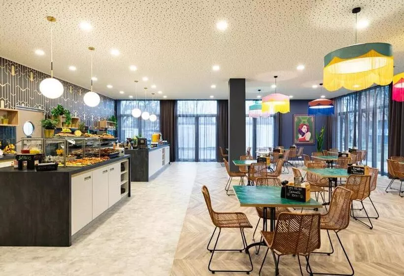 ホテル Holiday Inn   The Niu, Flower Konstanz, An Ihg