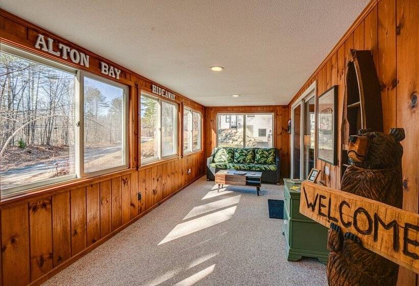 Inviting Alton Bay Home Near Lake Winnipesaukee!
