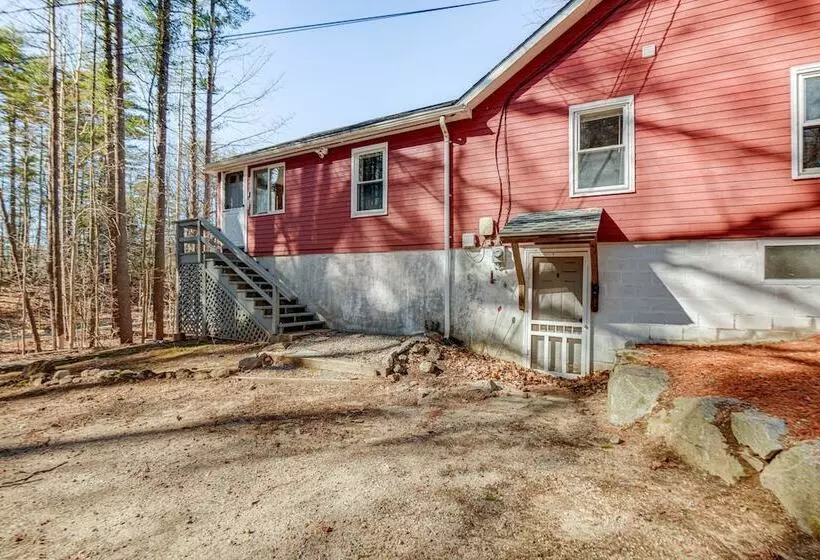 Inviting Alton Bay Home Near Lake Winnipesaukee!
