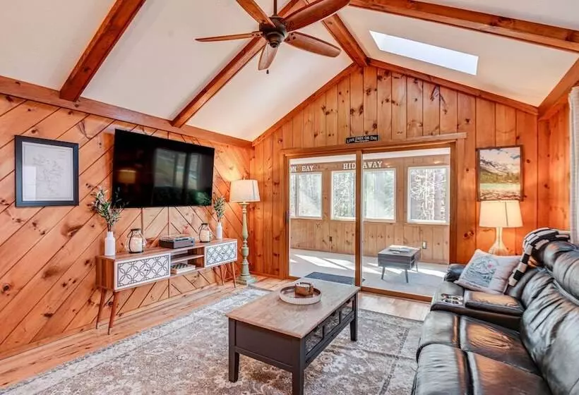 Inviting Alton Bay Home Near Lake Winnipesaukee!