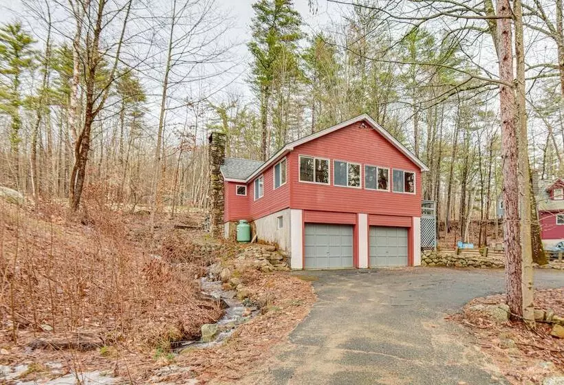 Inviting Alton Bay Home Near Lake Winnipesaukee!